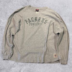 Nfl Men's Grey and Green T-shirt